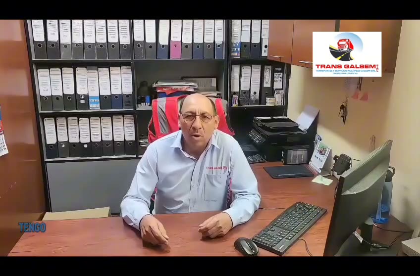 Jorge Gálvez Sempértegui, Gerente General de Trans Galsem, en su oficina